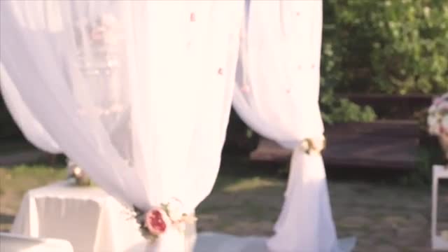 Свадебный шатёр, используют для выездной церемонии, как фотозона или президиум