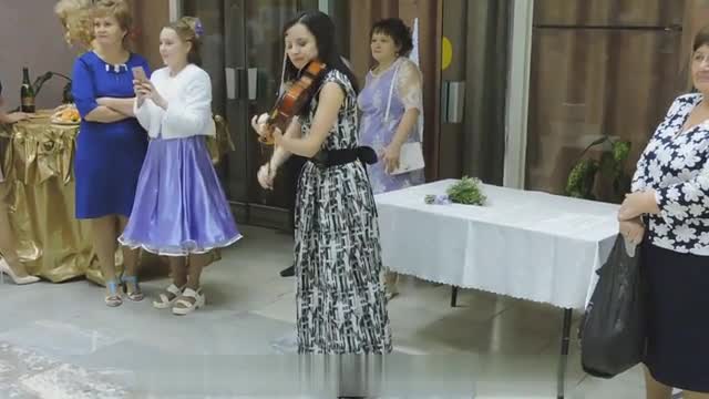 Скрипачка Лия